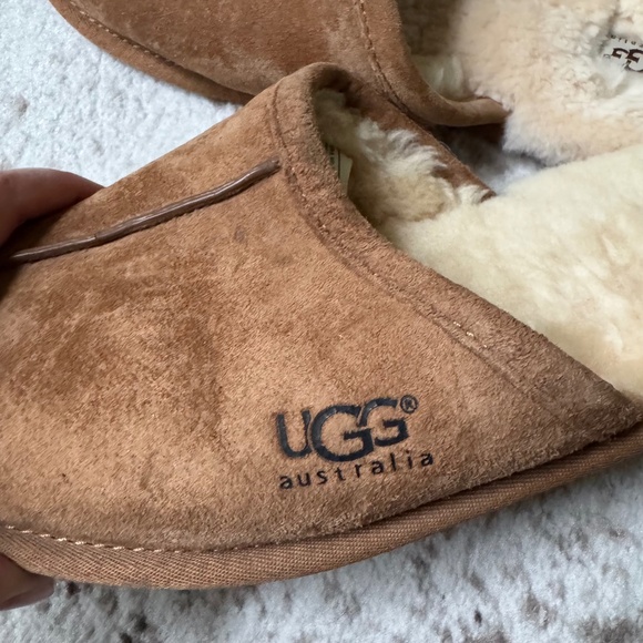UGG Australia Scuff Men's Suede Sheepskin Slippers US Size 10 Tan Chestnut - Picture 1 of 7